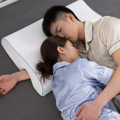 Duvelle Embrace™ Couples Pillow